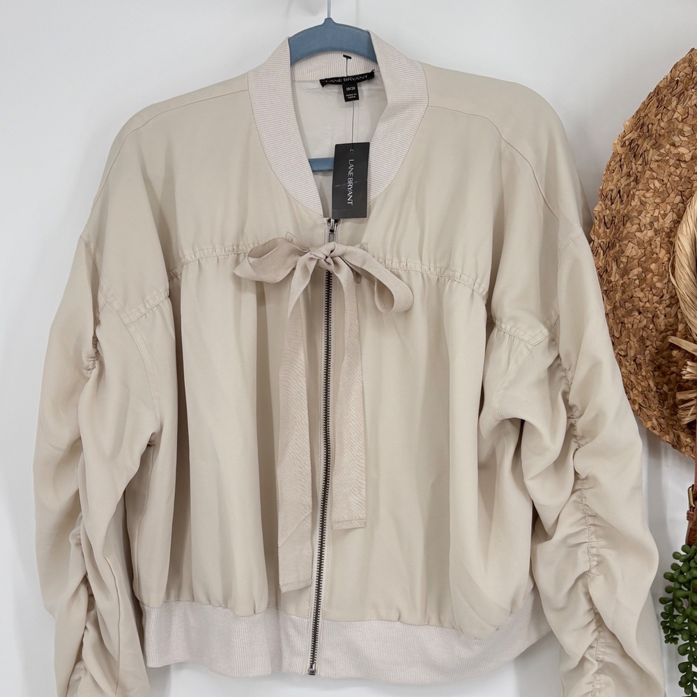 LANE BRYANT Fast Lane Ruched Cropped Bomber Jacket Tie Neck Ruched Beige 18/20